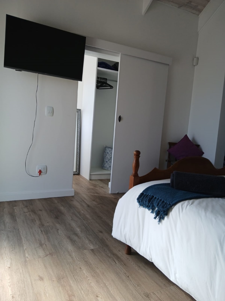 To Let 1 Bedroom Property for Rent in Long Acres Country Estate Western Cape